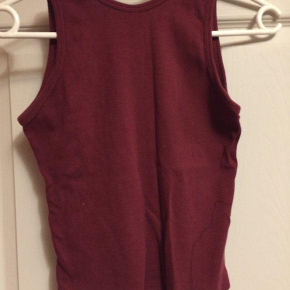 t-shirt, small, burgundy - Picture 2 of 4